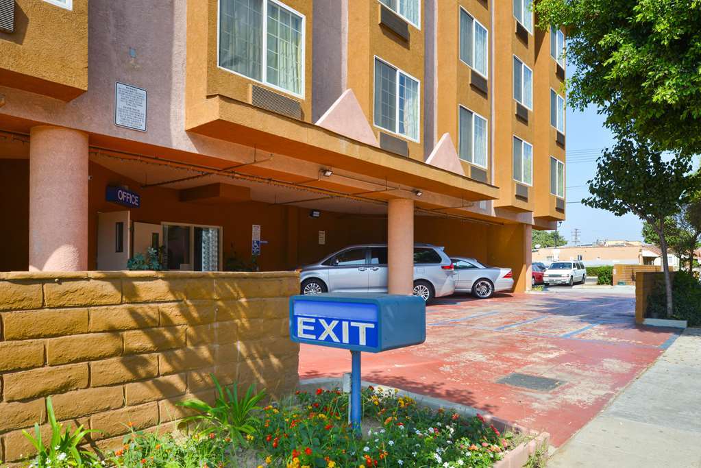 H3 Inn & Suites - Lax Airport - Los Angeles Ίνγκλγουντ Εξωτερικό φωτογραφία