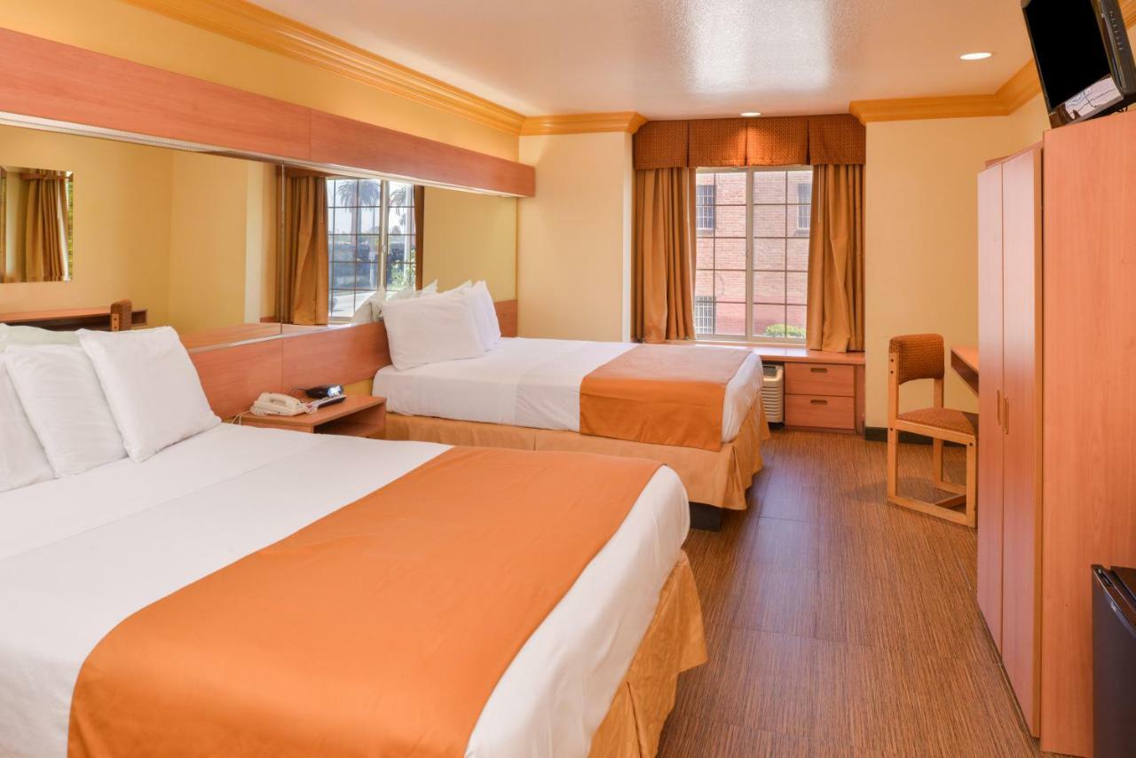 H3 Inn & Suites - Lax Airport - Los Angeles Ίνγκλγουντ Εξωτερικό φωτογραφία