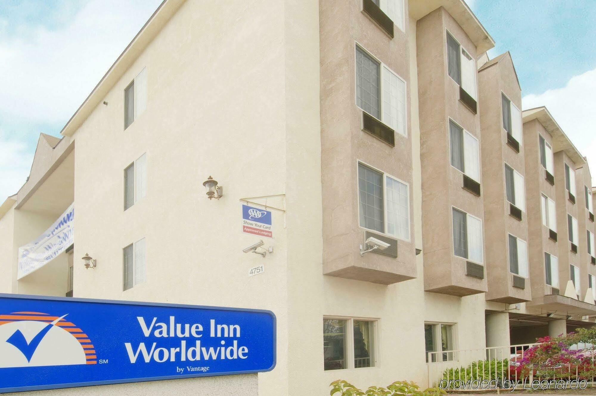 H3 Inn & Suites - Lax Airport - Los Angeles Ίνγκλγουντ Εξωτερικό φωτογραφία